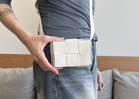 ランキング-本当に使える「ボッテガの小さめバッグ」人気図鑑!