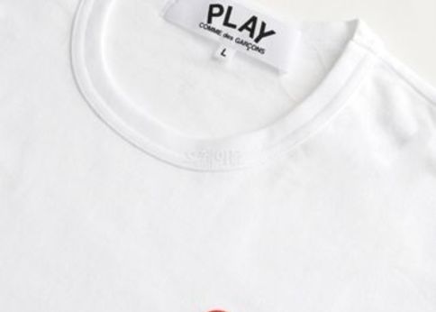 ランキング-コムデギャルソン「PLAYのTシャツ」のおしゃれな着こなし方【メンズ夏編】