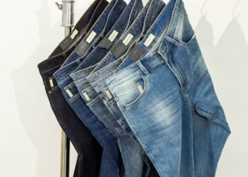 ランキング-【争奪戦のヘイリー・ビーバー×GAP】話題のエクストラバギーデニム、実際に買ってみた!