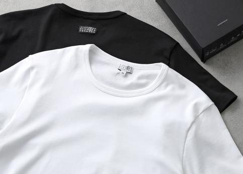 ランキング-女子が選んだ「男性に着てほしいTシャツ」12選!-目立つロゴはNG!?好印象な選び方も