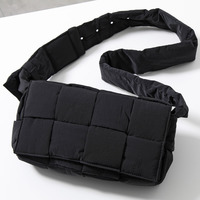 なぜ今メンズに人気?BOTTEGA VENETA(ボッテガヴェネタ)「カセット」バッグの魅力&おすすめモデルを徹底解説