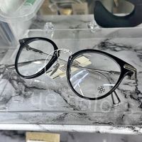 芸能人も夢中!クロムハーツの「メガネ・アイウェア」人気モデル図鑑!