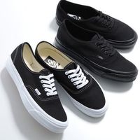 大人のVANSの嗜み方。子どもっぽく見せない選び方とコーデ
