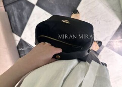 ランキング-PRADA「シェリ」が気になる。上品に持てるナイロンバッグの新候補