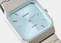 海外モデル「カシオ」人気モデル図鑑!-買い方、日本モデルとの違いをご紹介!