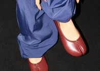 【2026秋冬】“シャカパン”が本格トレンドIN! 大人はどう穿くのが正解?