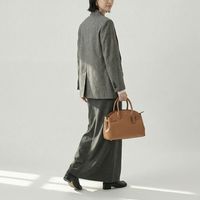 【2万円台〜】MiuMiu好きに捧ぐ!「大きく見えない」大人のおしゃれボストン&台形バッグ6選
