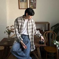 メンズのチェックシャツはダサい?おしゃれに見えるコツと柄の選び方を解説