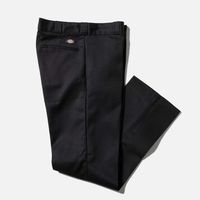 なぜ今も選ばれる?永遠の定番「ディッキーズ」の魅力