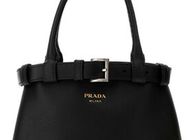 【PRADA 2027春夏】ショー来場者はどのバッグを持っていた?サナのパサージュから注目モデルまで