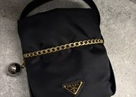 【購入レビュー】PRADA「ナイロンバケットバッグ」魅力を徹底解説!-10万円台で叶う小洒落バッグ
