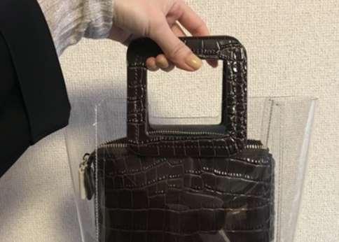ランキング-【ベラ&アレクサも愛用中】PCが入るのに、この洒落感。STAUD「Maude」バッグをサイズ・型別に比較