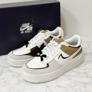 ★ナイキ★新作 WMNS Air Force 1 Shadow ベージュ