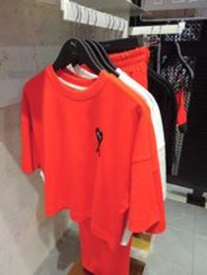 ★注目コラボ★ウィメンズ PUMA x AMI グラフィック 半袖Tシャツ