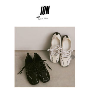 IONSEOUL Apu Balletcore Flat Strap Leather Sneakers 5FM0068