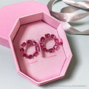 SWAROVSKI Millenia フープピアス 5618629 5614296/正規品