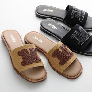 MAX MARA BEACHWEAR サンダル GENE フラット