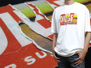 DIESEL ピールオフプリント 半袖Tシャツ T-WASH-POFF-L1 翌日着