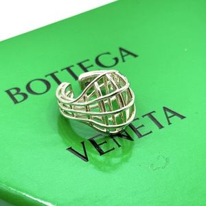 【新品未使用】BOTTEGA VENETA シルバーリング 銀 指輪