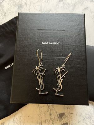 【Saint Laurent】YSL モノグラム パーム ピアス