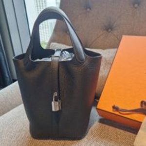 【関税込】Picotin Lock 18 PM ピコタンロック