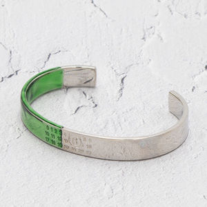 エムエムシックス MM6 MAISON MARGIELA バングル SM6UY0081