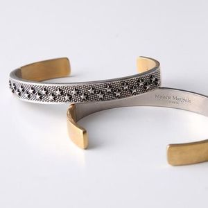 MAISON MARGIELA バングル SM1UY0083 P6476