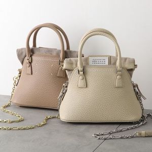 MAISON MARGIELA 11 ショルダーバッグ 5AC S56WG0081 P4455
