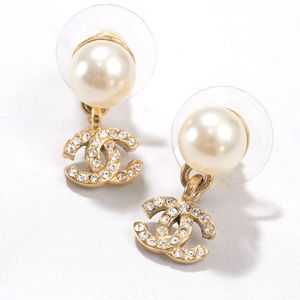 【新品同様+】CHANEL ココマーク パール ゴールド ピアス 04A