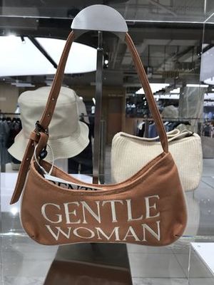 GENTLEWOMAN  ショルダーバッグ