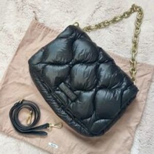 MiuMiu パデッド ショルダーバッグ・ポシェット