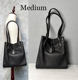 FENDI Origami  レザーショルダーバッグ (ミディアム)