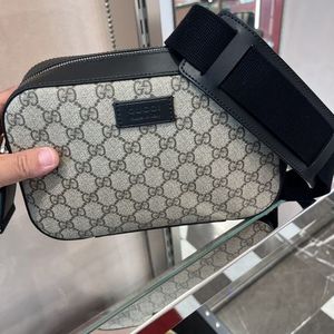 ★GUCCI★ グッチ 779880 カメラバッグ