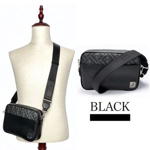 FENDI スクエアFF カメラケース ショルダーバッグ