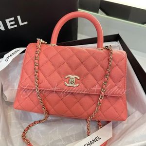 【関税負担なし!!激レアカラー☆】CHANEL ココハンドル 24cm