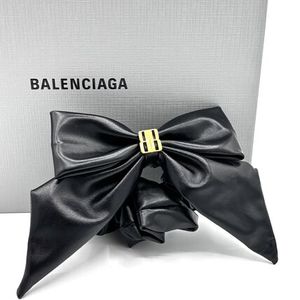 BALENCIAGA Clemence カーフレザー シュシュ