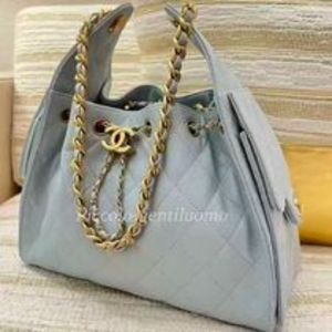 【大容量×ラグジュアリー♪】シャネル 25 スモールハンドバッグ