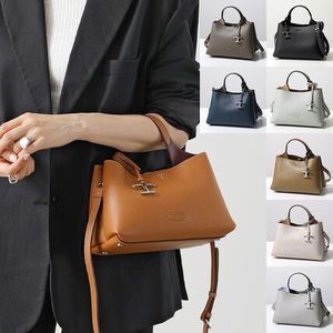 TODS ショルダーバッグ  T TIMELESS Tタイムレス