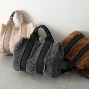 VIOLAdORO トートバッグ ELMO エルモ V-8548