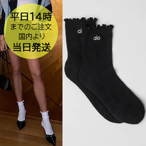 国内発送 Alo Yoga Women's Lettuce Edge Sock