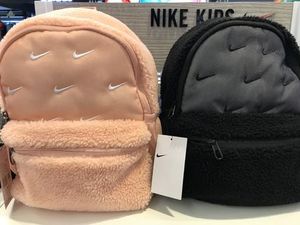 Nike ナイキ ミニリュック モコモコ