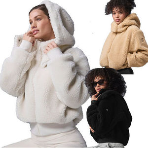 国内発送Alo Yoga Foxy Sherpa Jacket