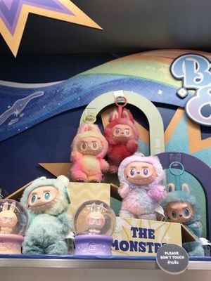 POP MART ラブブ LABUBU キーチェーン