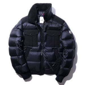 即発 MONCLER イタリア製 ダウンジャケット CAMPEI