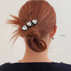 Piccola 2色 クリスタルハートビジューヘアピン【送料関税込】