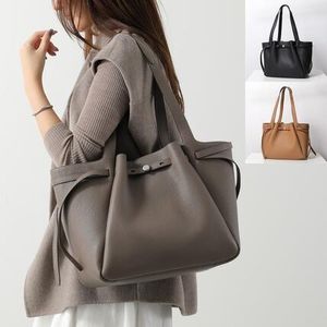 TORY BURCH トートバッグ ROMY ロミー 163388