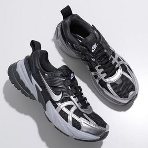 NIKE スニーカー W NIKE V2K RUN ラン FD0736