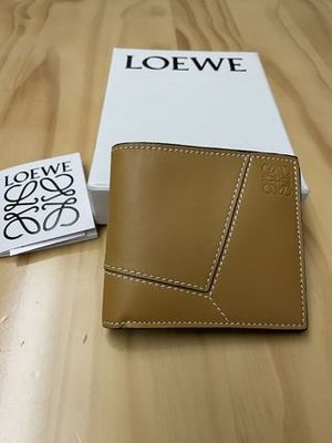 【LOEWE】PUZZLE パズルステッチ バイフォールドウォレット