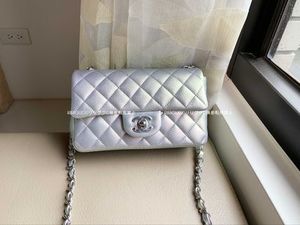 (シャネル)ミニ フラップ バッグ マトラッセ☆A69900☆