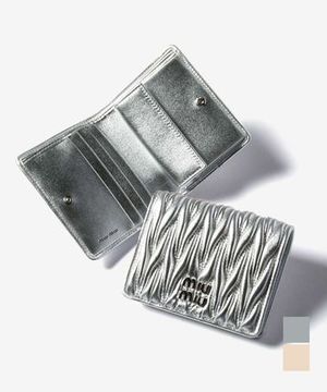 ミュウミュウ MIU MIU MATELASSE 5MV204 二つ折り財布